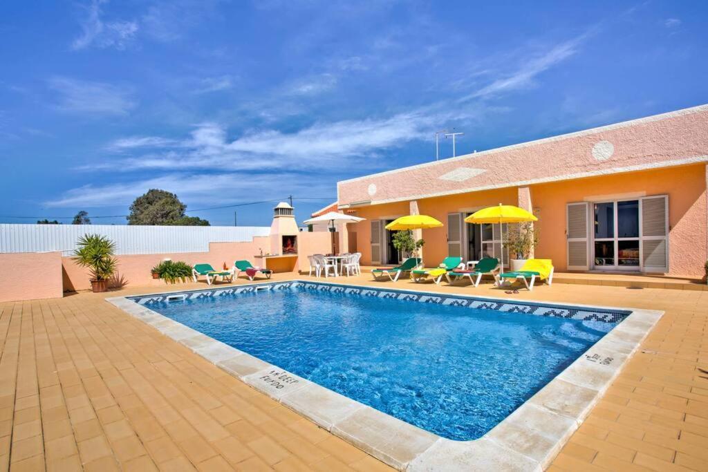 Villa Guita Family House Αλμπουφέιρα Εξωτερικό φωτογραφία