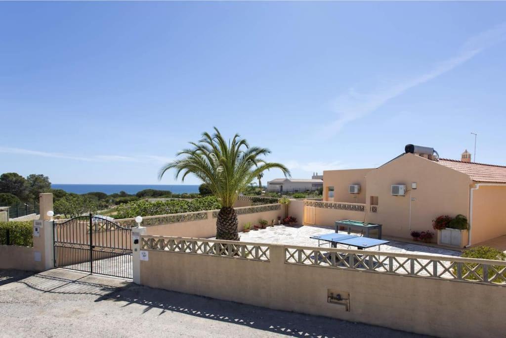 Villa Guita Family House Αλμπουφέιρα Εξωτερικό φωτογραφία