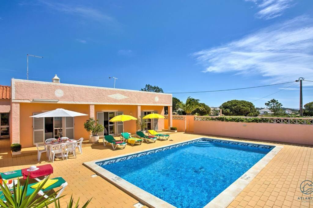 Villa Guita Family House Αλμπουφέιρα Εξωτερικό φωτογραφία