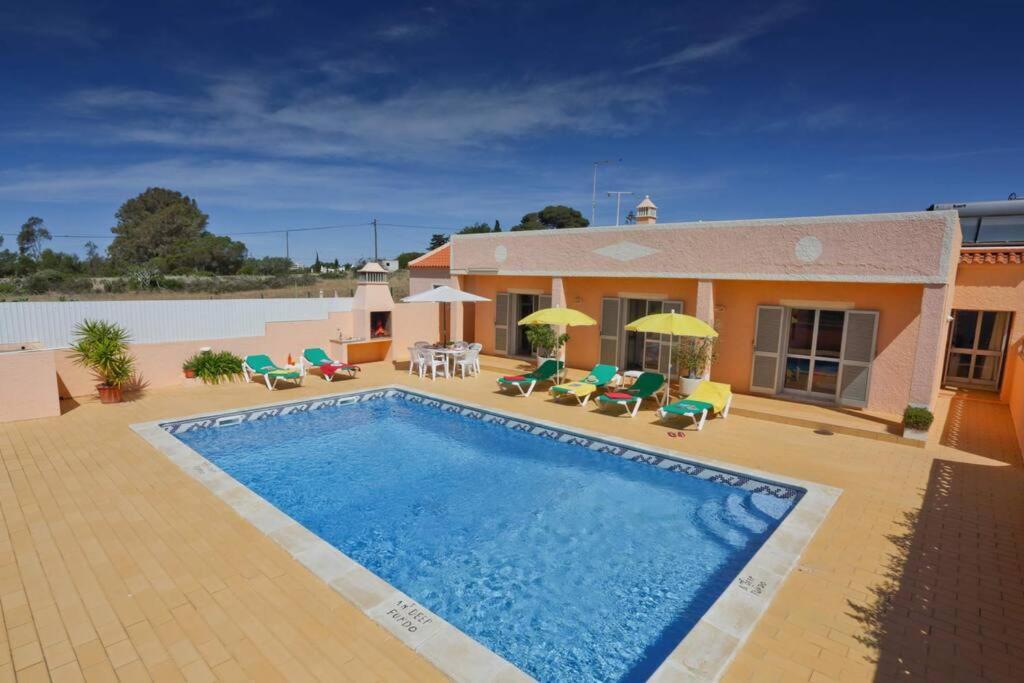Villa Guita Family House Αλμπουφέιρα Εξωτερικό φωτογραφία
